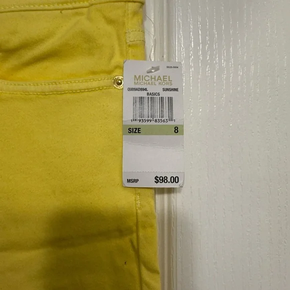 Michael Kors Yellow Skinny Jeans Vibrant Eye-Catching Design - Picture 5 of 8